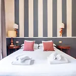 Smn Suites